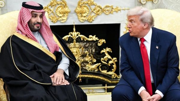 Бен Салмон, Ҷулонӣ ва Тромп