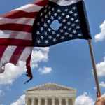 Вокуниши корбарони хориҷӣ: тағйири режим дар Амрико