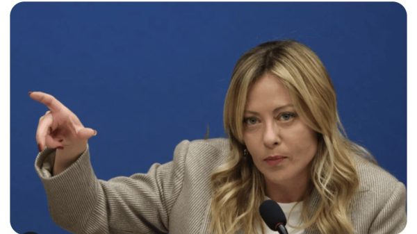 Итолиё: Дар ҷанги Амрико ва Исроил алайҳи Эрон ширкат нахоҳем кард