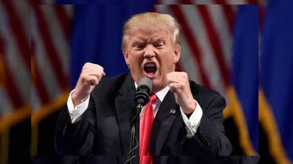 Тромп: Агар тангаи Ҳурмуз фавран боз нашавад, тамоми нерӯгоҳи барқ, чоҳҳои нафт ва ҷазираи Хорикро мунфаҷир мекунем