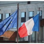 Фаронса таваққуфи ҳамла ба зерсохтҳои ғайринизомии Эронро хостор шуд