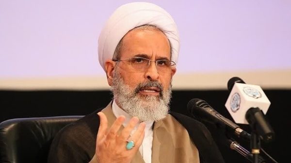 Оятуллоҳ Аърофӣ