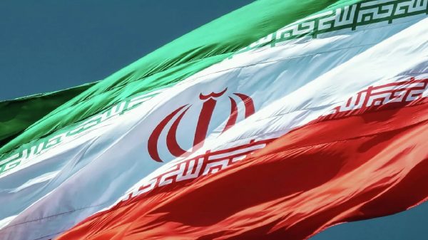 Посухи Сафорати Эрон дар Англис хитоб ба масъули сиёсати хориҷии Иттиҳодияи Урупо