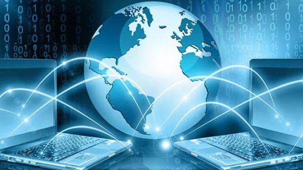 Чаро Тоҷикистон бояд расонаҳои форсинавис дошта бошад?