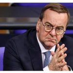 Вазири дифои Олмон: Тромп муқассири баста шудани тангаи Ҳурмуз аст