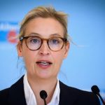 Алис Вайдел: Олмон варшикаста аст!