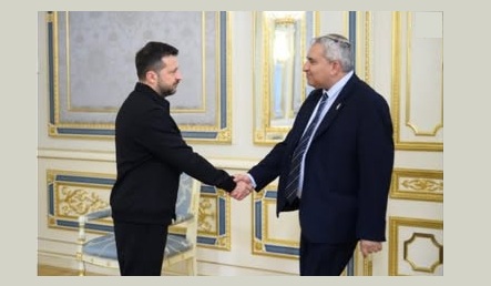 Зеленский зиддият бо Эронро дубора шурӯъ кард